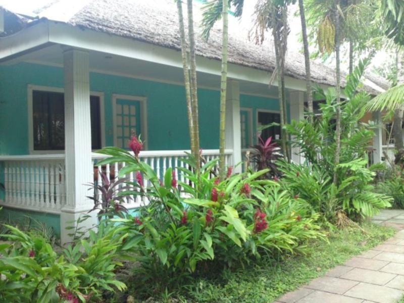 Villa Criselda Resort Balabag  ภายนอก รูปภาพ